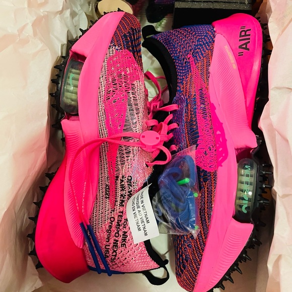 Air Zoom Tempo NEXT% x Off-White™ - Picture 6 of 8